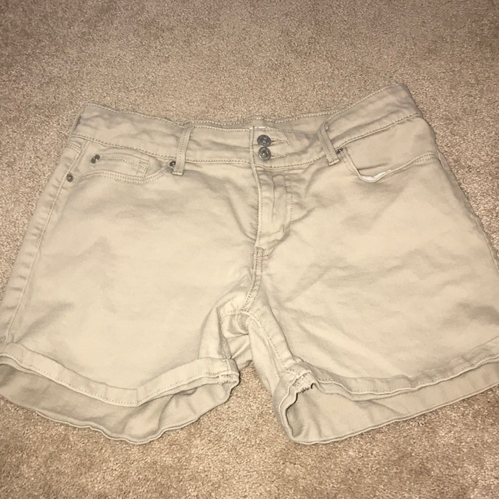 Denizen by Levi’s Shorts Khaki